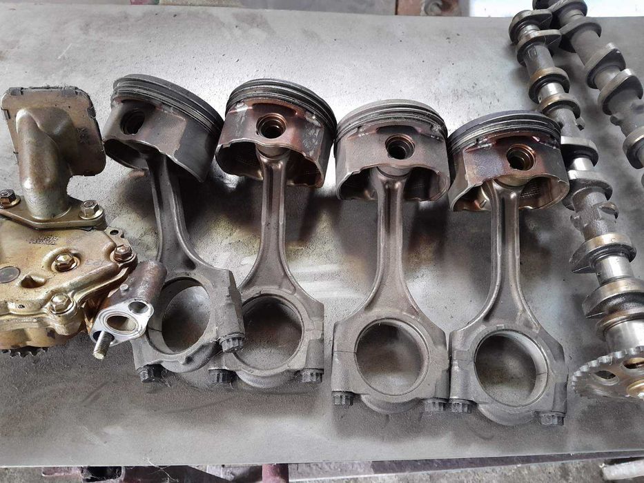 Запчастини б.у. Тойота az