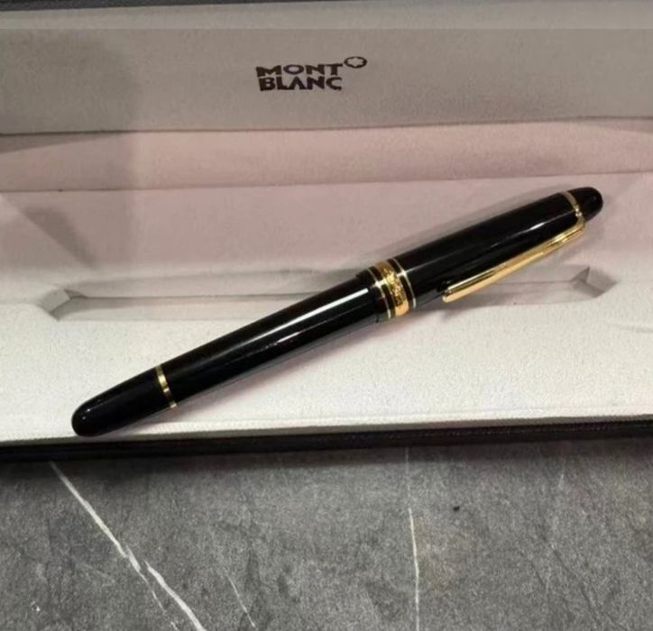 Caneta Montblanc Meisterstuch 4810 Classic