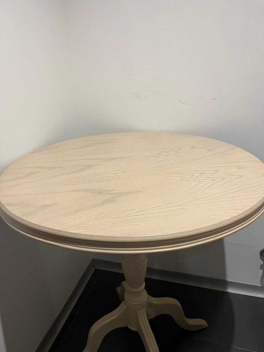 Mesa redonda para sala de Madeira