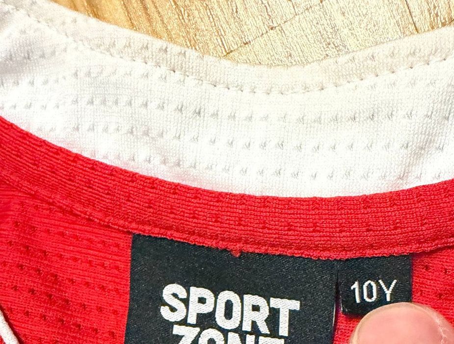 Червона дитяча баскетбольна майка  Sport Zone з написом CHICAGO 23