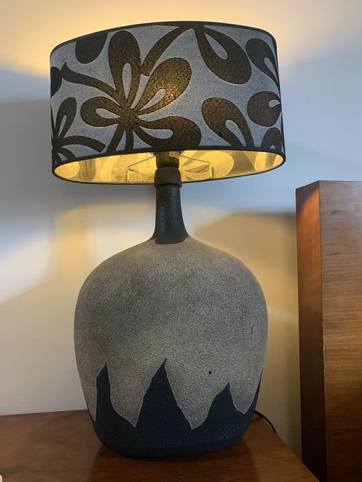 Candeeiro de mesa cabeceira