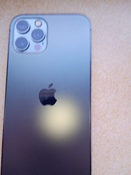 Iphone 12 pro z dodatkami/ 100 procent baterii!!