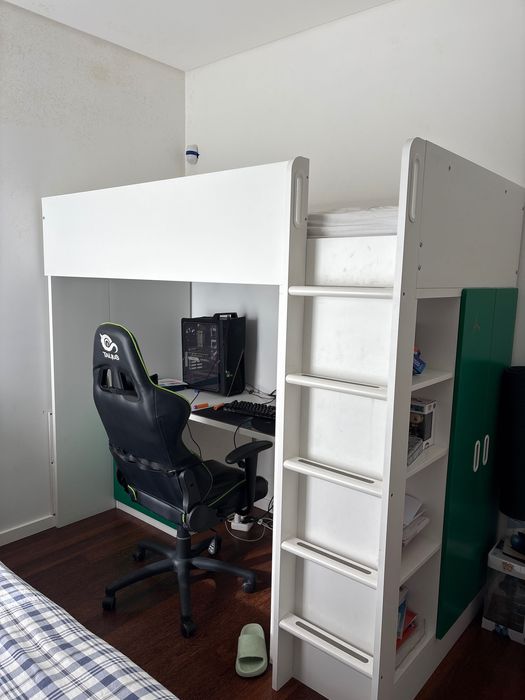 Beliche ikea com secretária