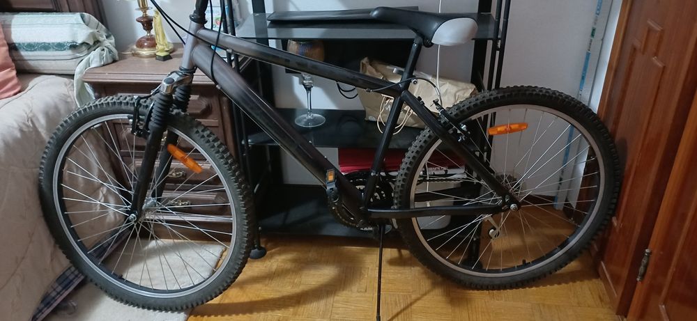 Bicicleta BTT Homem