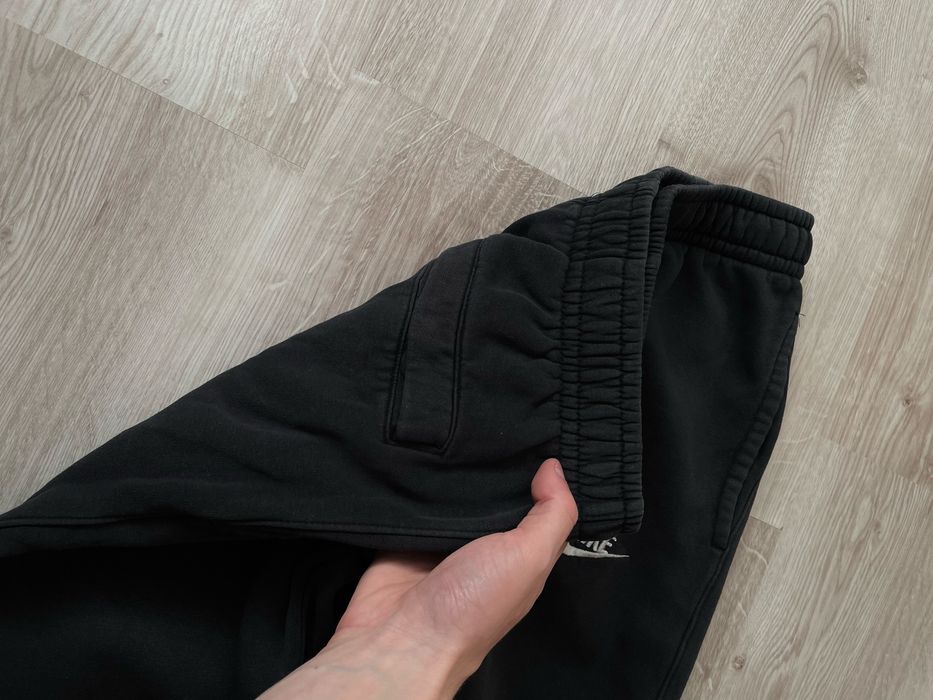 Спортивні штани Nike