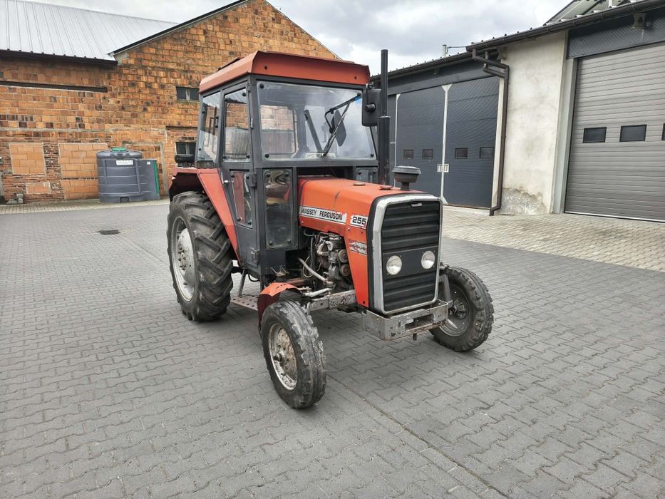 Massey Ferguson MF 255