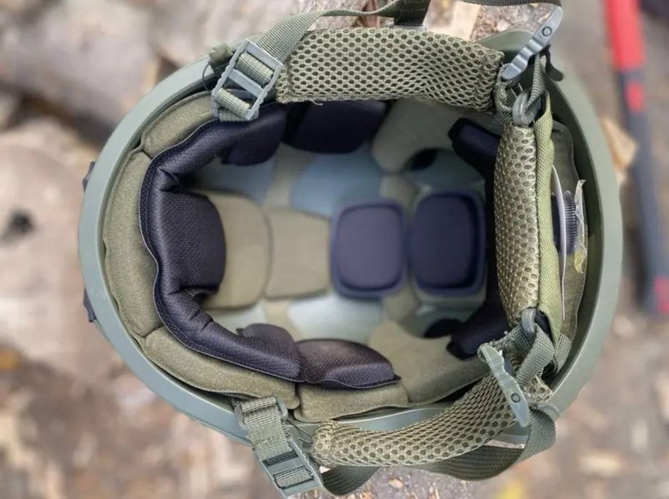 Шолом тактичний Fast олива з підвісом Wendy