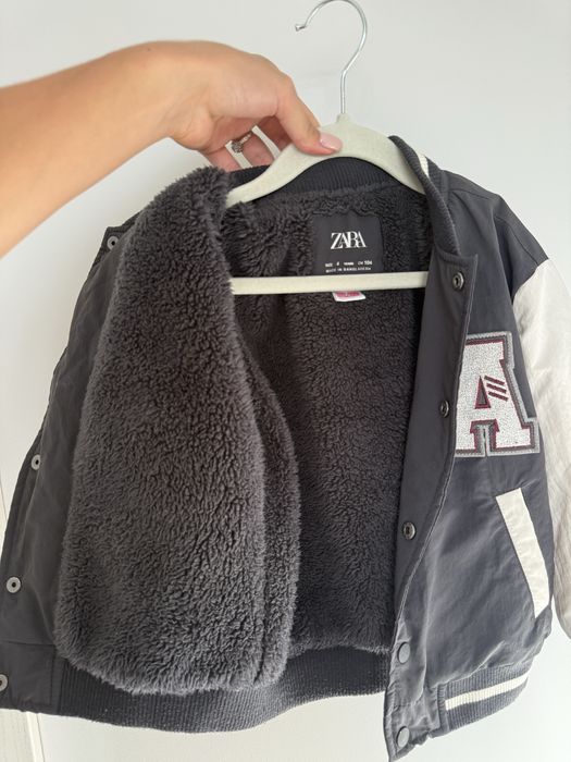 Тепла курточка Zara 104 см