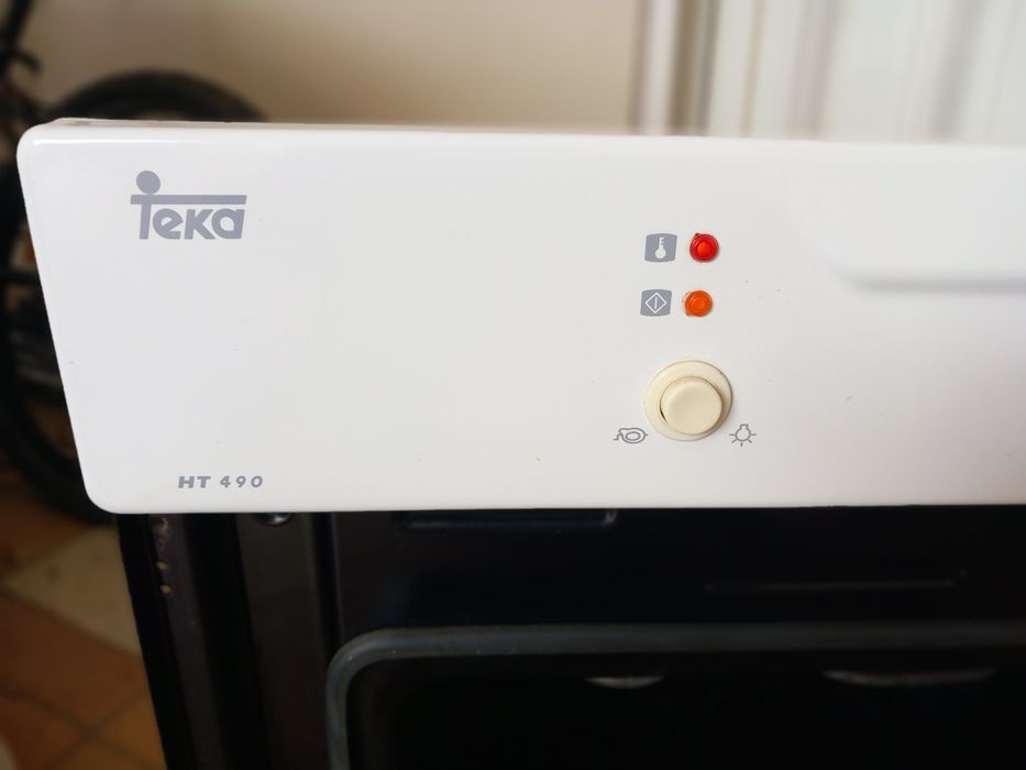 Forno eléctrico Teka