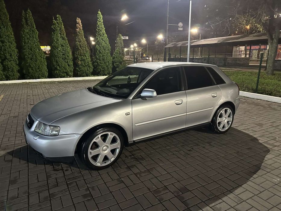 Audi a3 8l 1.8 бензин Турбо 2002 року