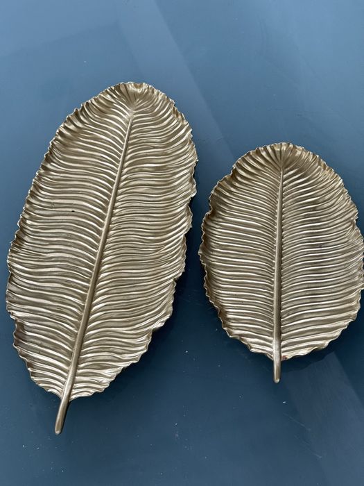 Duas peças decorativas em metal dourado!