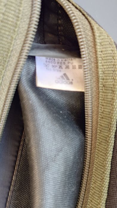 Kosmetyczka Adidas dwie komory na zamek