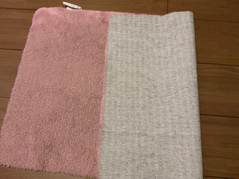 Tapete de Banho Rosa Antigo/queimado,tamanho 50x80– Muito Bem Conservado