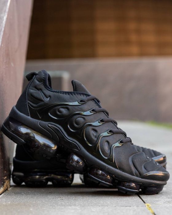 Nike Air VaporMax Plus Black