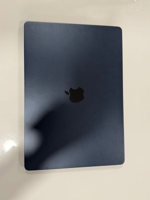 MacBook Air 15” , M2 2013