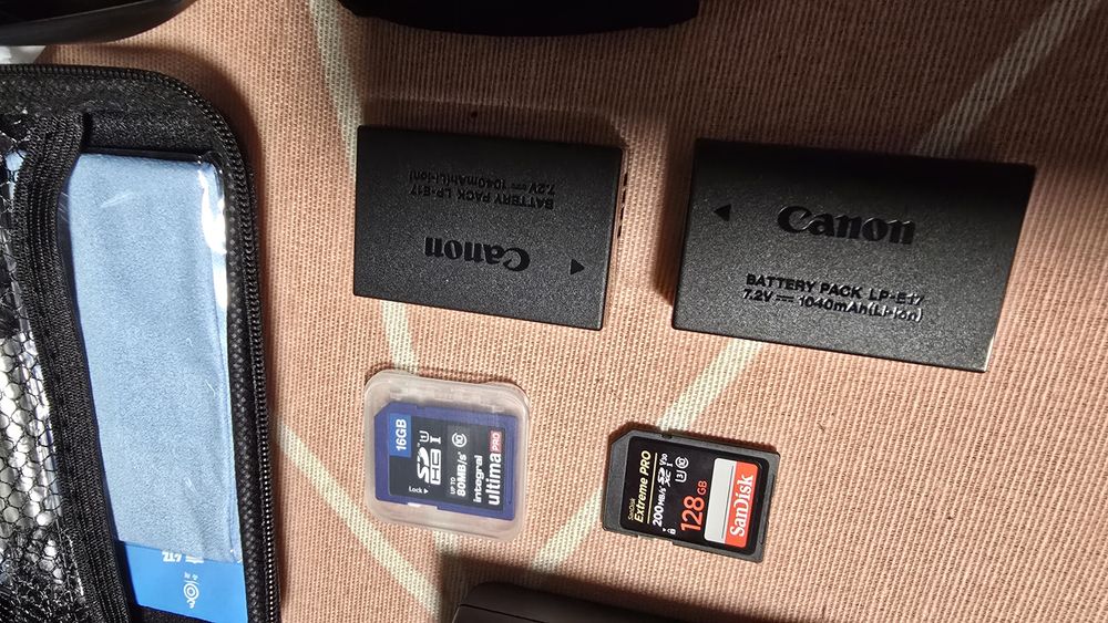 Canon EOS RP com acessórios