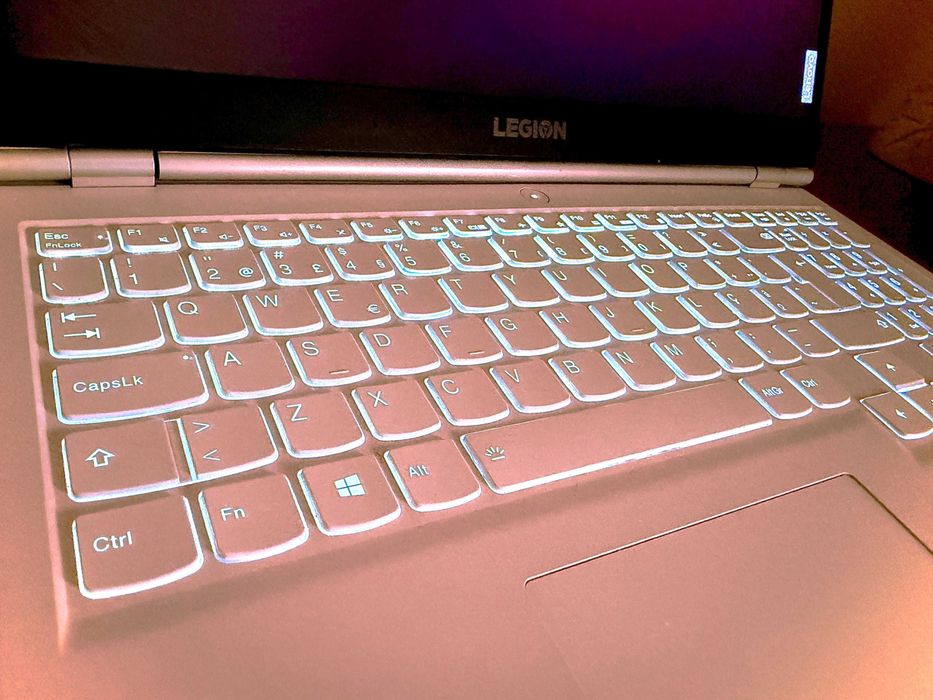 Legion 5 Gaming White|LCD 165Hz|Ryzen 7-5800H|32G Ram|Ssd 1Tb|RTX3060