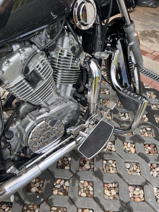 Motocykl honda shadow 700 vt