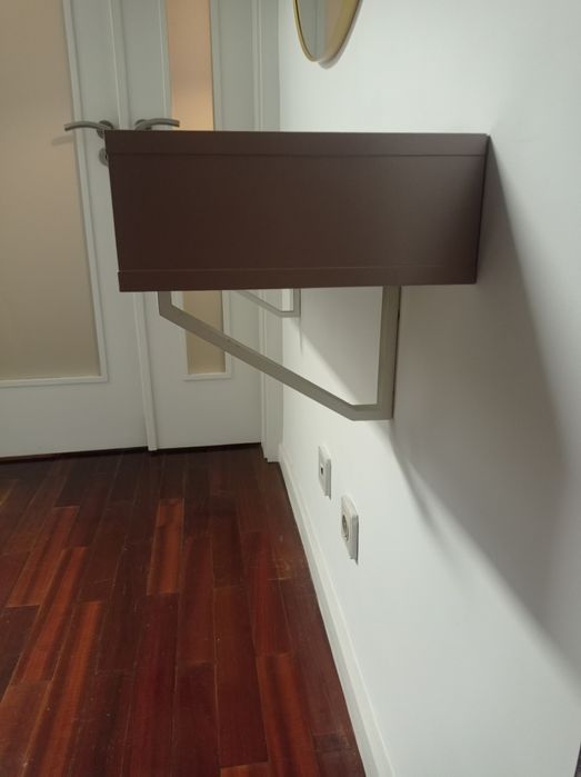 Consola de parede