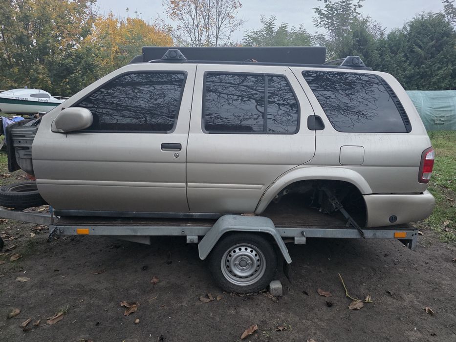 Nissan Pathfinder r50 buda karoseria