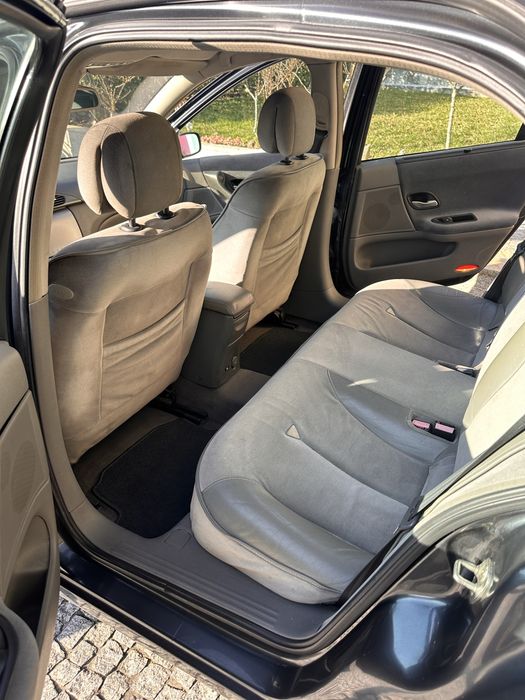 Título: Renault G Laguna 1.8 D – Gasóleo – 5 Lugares – Inspeção em Dia