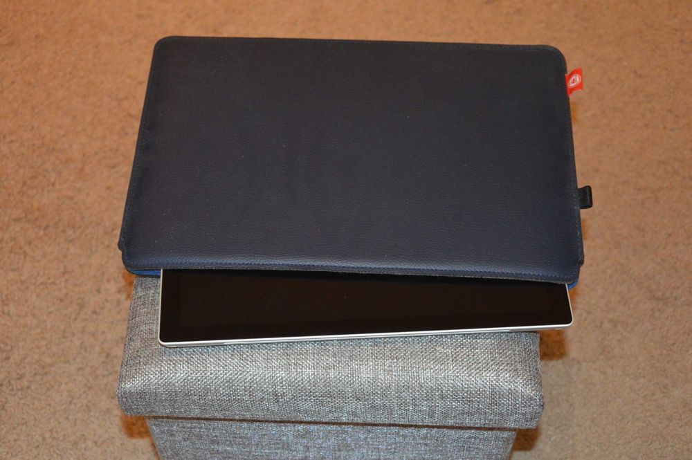 Microsoft Surface Pro 4 - 2736 x 1824 - Win10Pro + etui