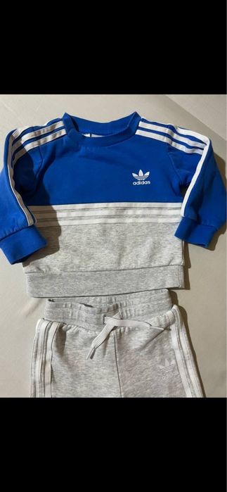 Дитячій Теплий костюм adidas фліс розмір 68-74р