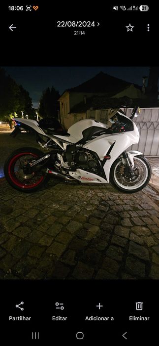 Moto honda cbr 1000 ra 2016