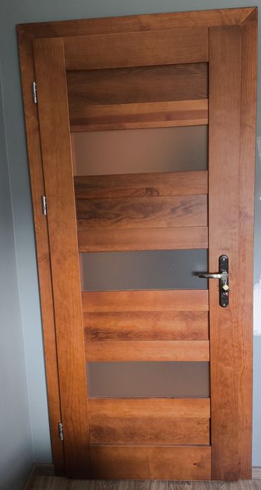 Drzwi drewniane. 1sztuka