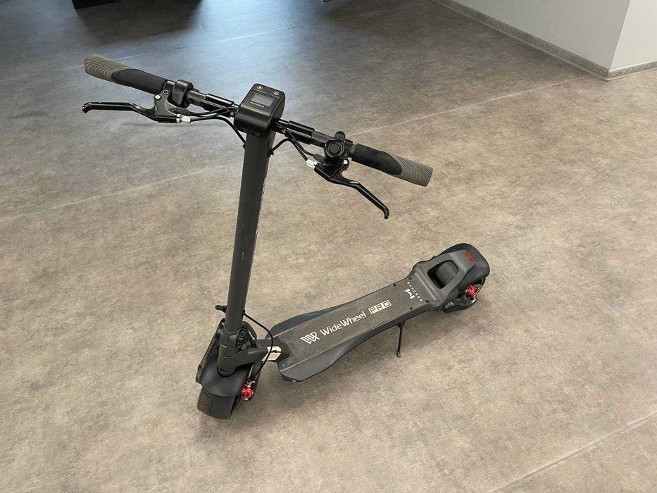 Электросамокат Mercane WideWheel Single Pro 500W