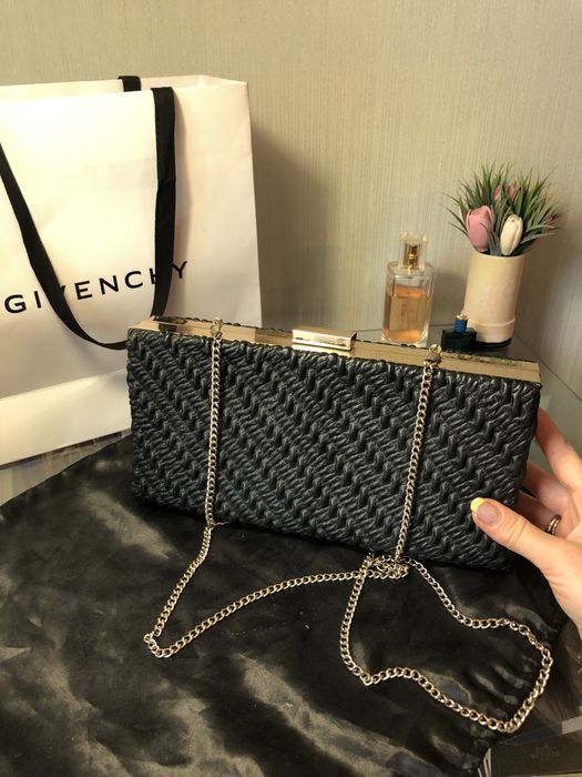 Шкіряний клатч чорного кольору