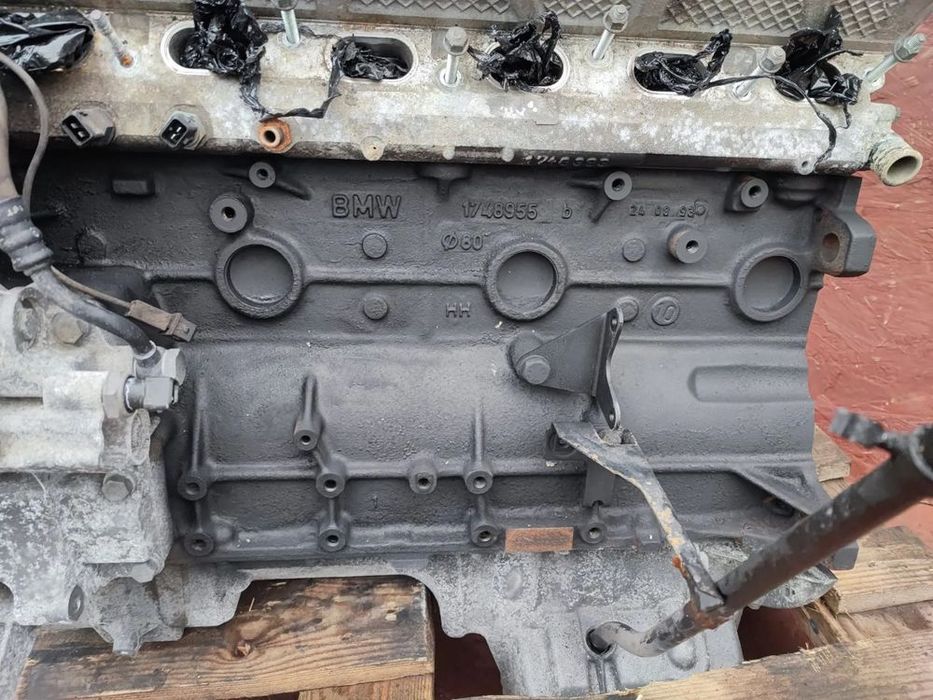 BMW E34 / E30 / E36 Oryginalny silnik  M50B20 VANOS na części pierwsze