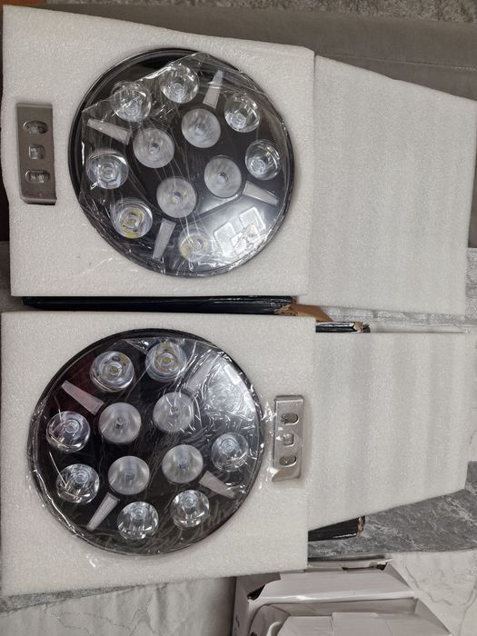 Farois leds nevoeiro