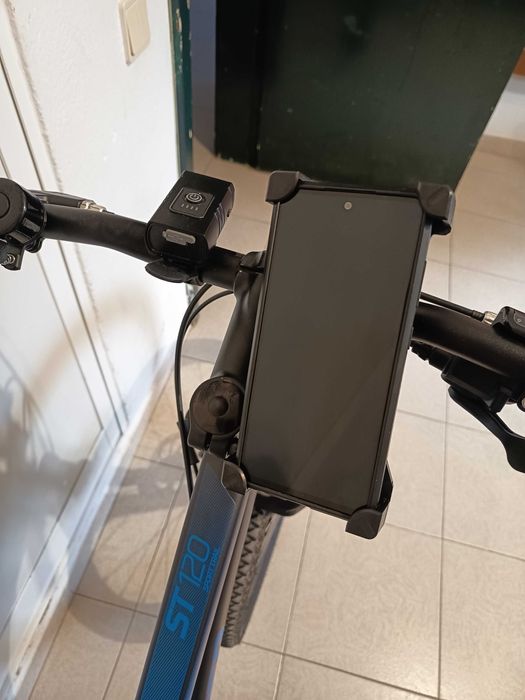 Vendo Bicicleta Rockrider ST 120 com acessórios