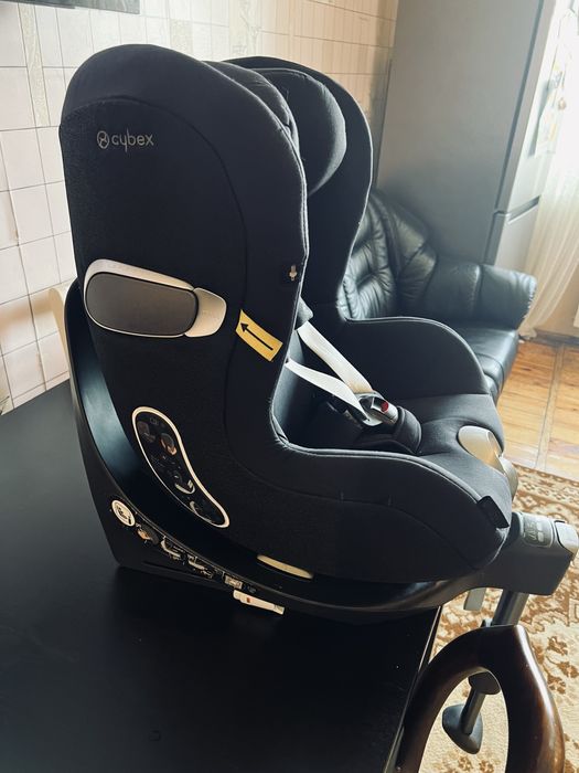 Дитяче Автокрісло Cybex Sirona Z i-Size Platinum