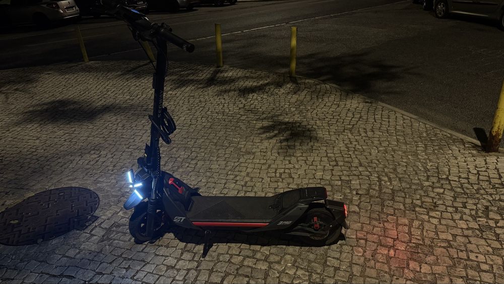 ZT3 Pro   desbloqueada.