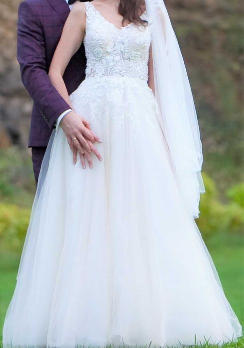 Suknia ślubna kształt litera A rozmiar 36/38