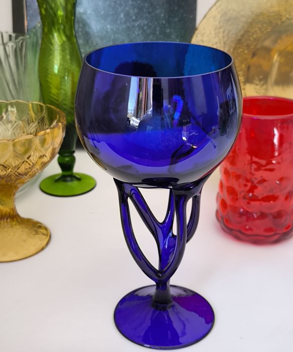 Kielich Krosno piękne stare kolorowe szkło