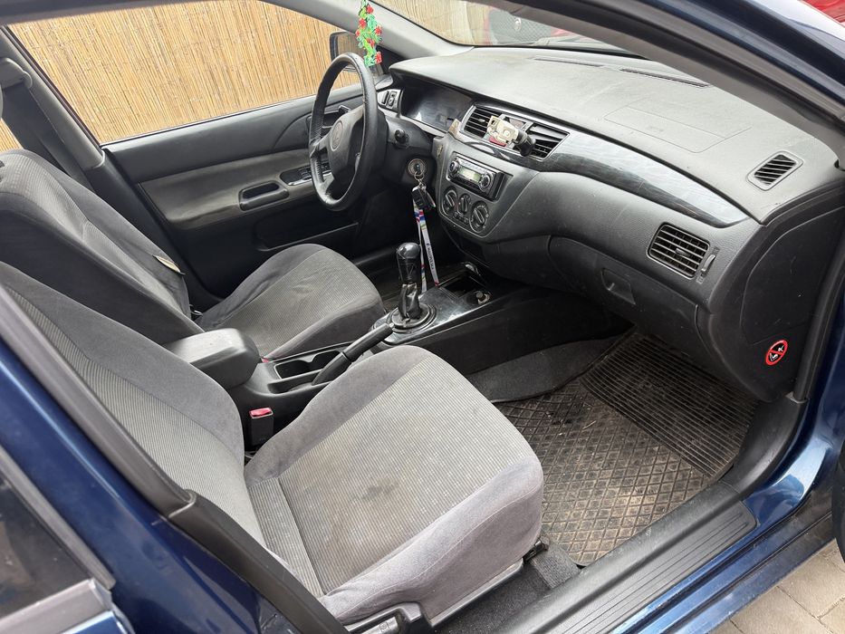 Mitsubishi lancer 1.6 + lpg stag kombi hak