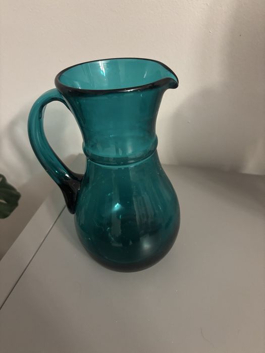 Caneca em vidro verde