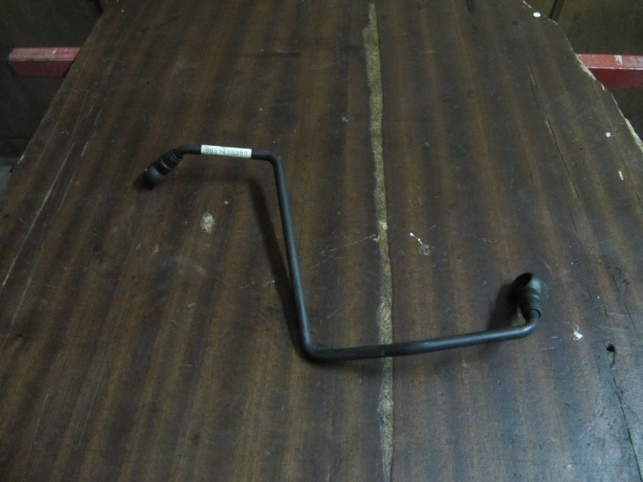 Tubo de alimentação de óleo ao turbo