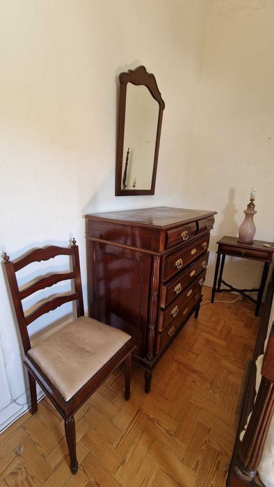 Mobília de Quarto Clássica Estilo D. Maria - Vintage