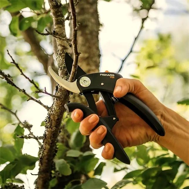 ОРИГІНАЛ садовий сікатор зНімеччини FISKARS PRUNER Байпас 20мм/секатор