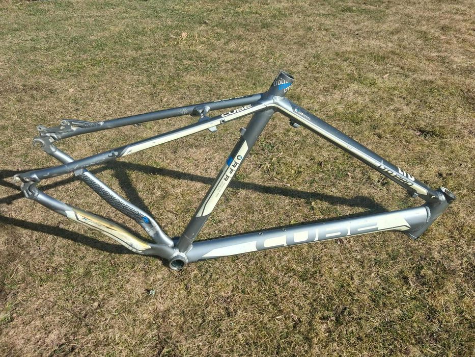 Rama aluminiowa CUBE LTD PRO ORFR 22 cale