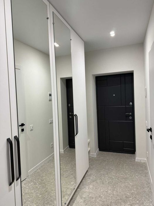 LS-19 Продам квартиру пр.Перемоги,86