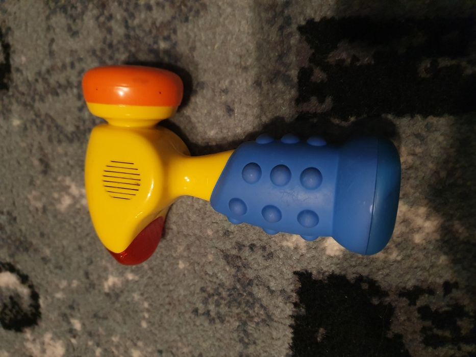 Młotek interaktywny dla dziecka Little tikes