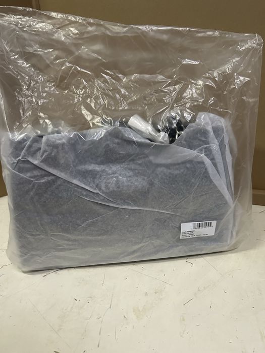 Mala de senhora Guess Modelo Ledger