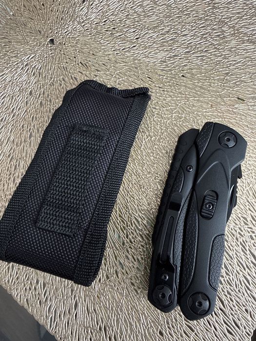 Multitool Roxon  krzesiwem