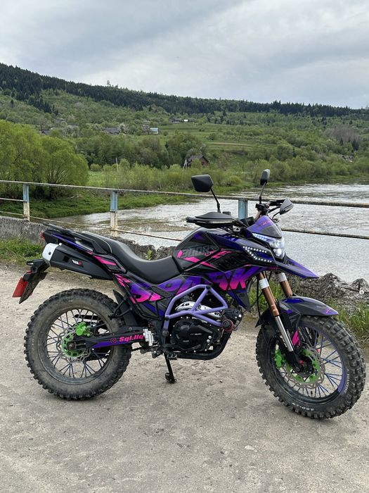 Продам Мотоцикл  Spark Sp300-T1 300 кубів!