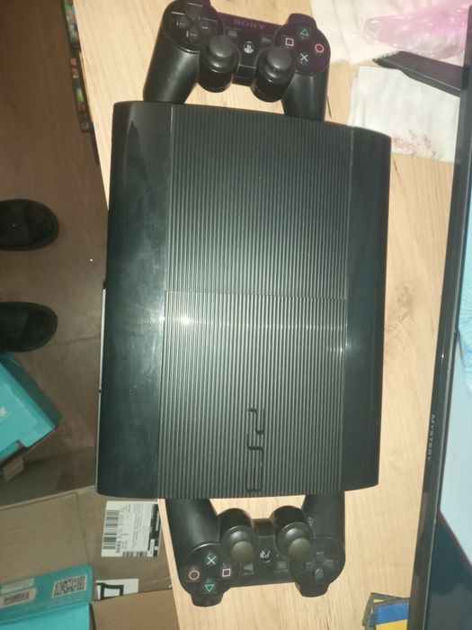 Продам  ps3 торг есть